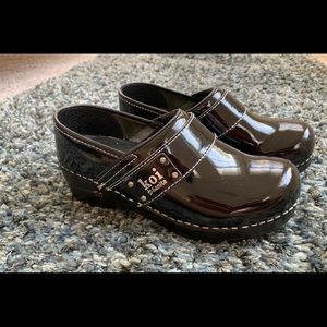 Koi by Santina Clogs